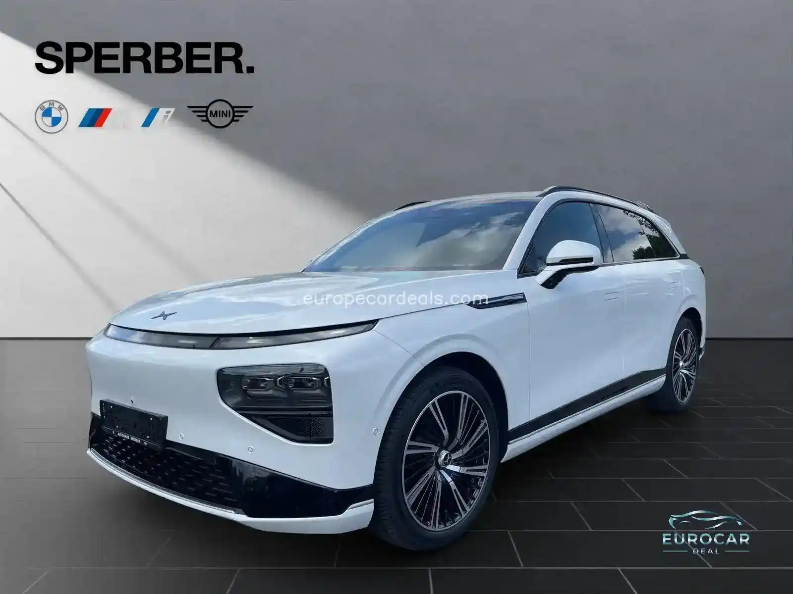 XPENG G9