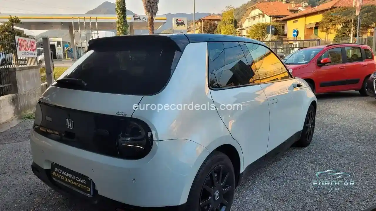 Honda e