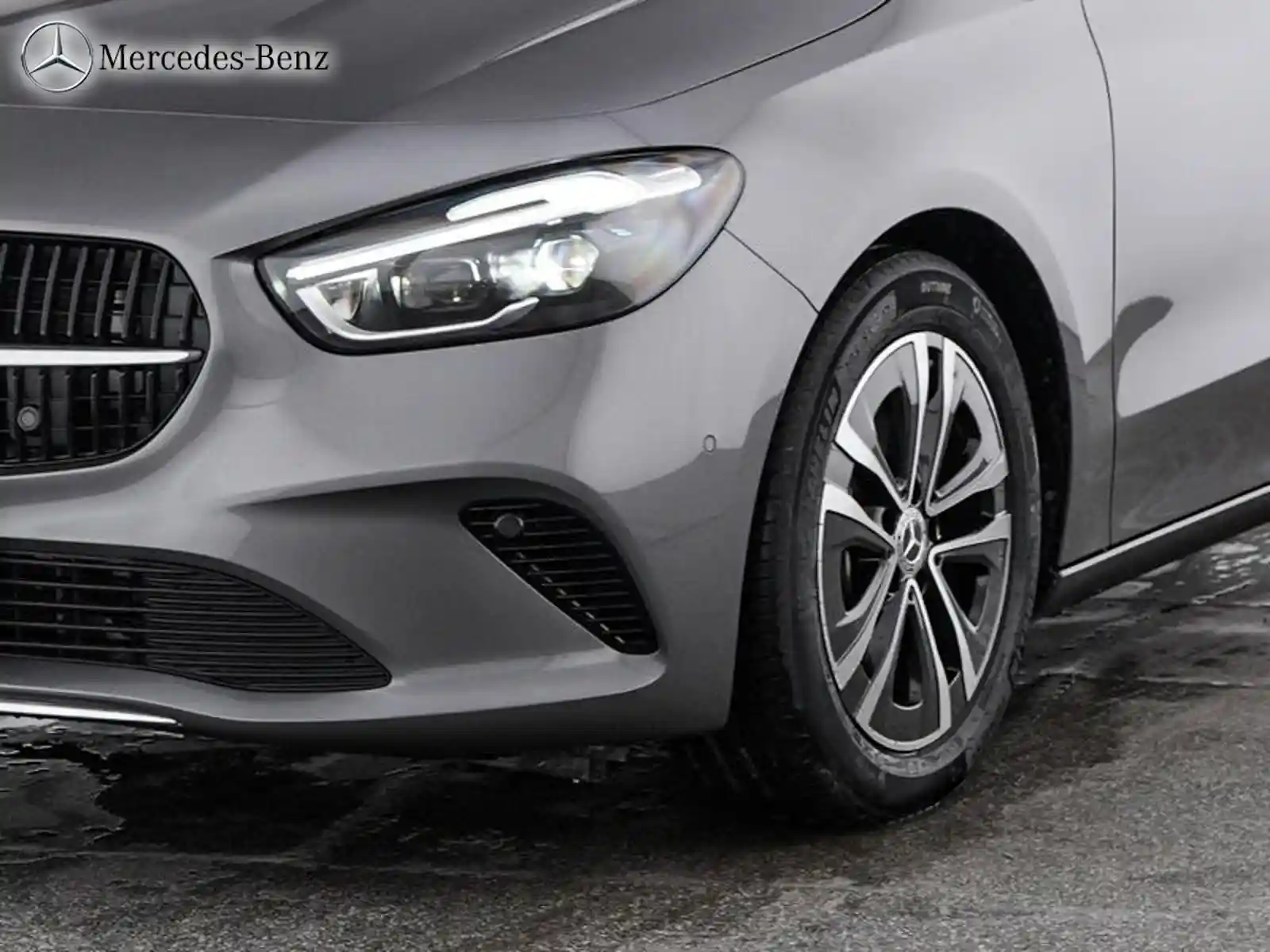 Mercedes-Benz B 200