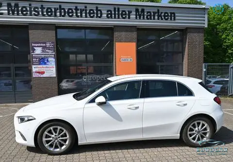 Mercedes-Benz A 200