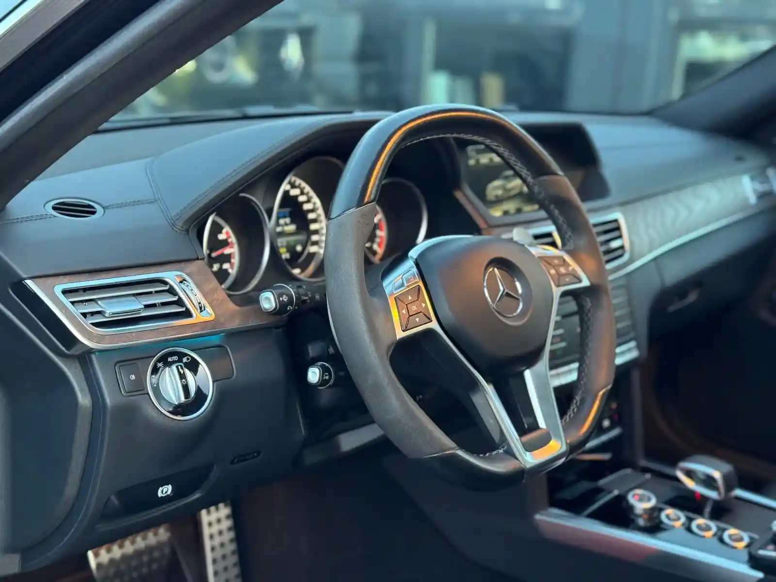 Mercedes-Benz E 63 AMG