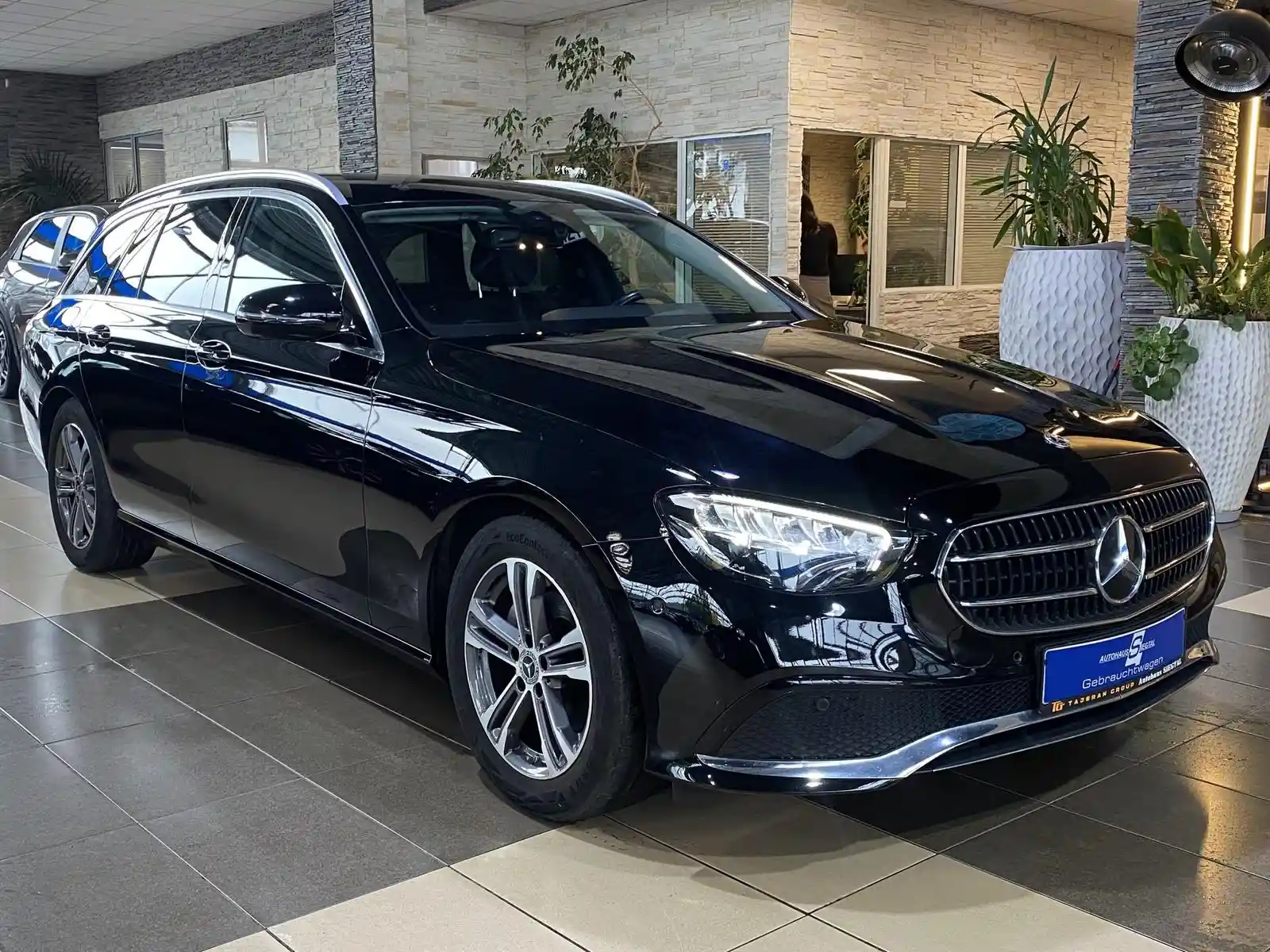 Mercedes-Benz E 220