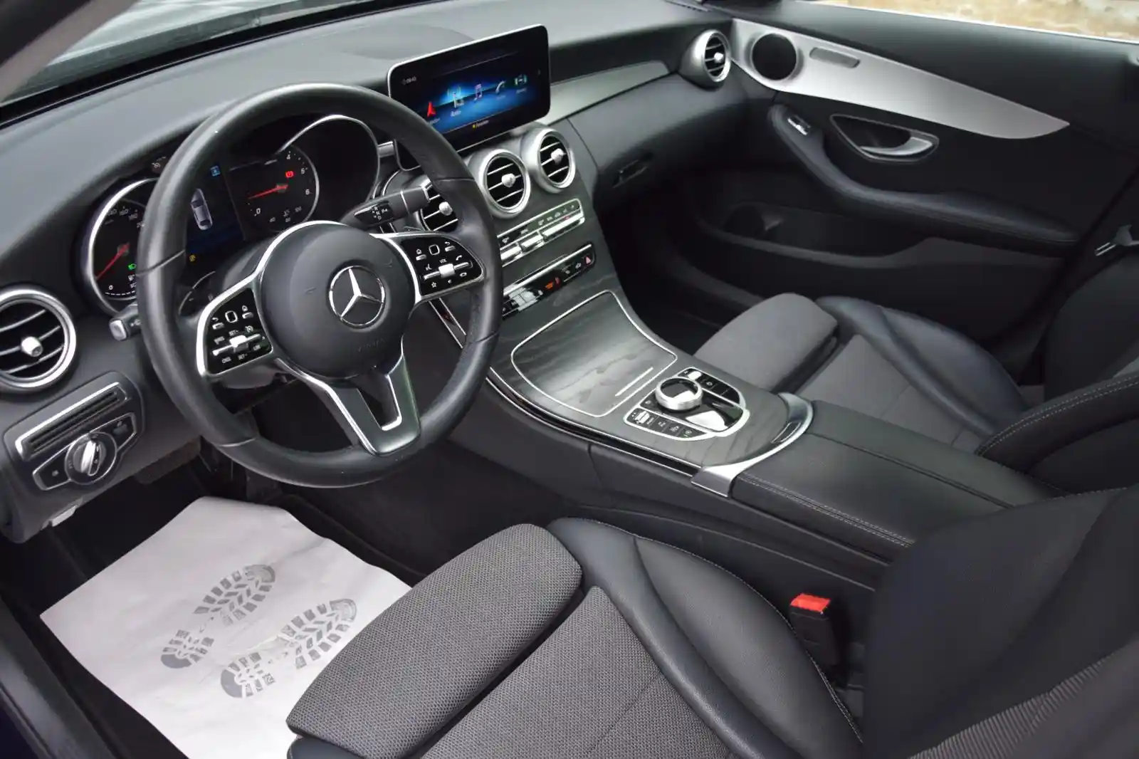Mercedes-Benz C 200