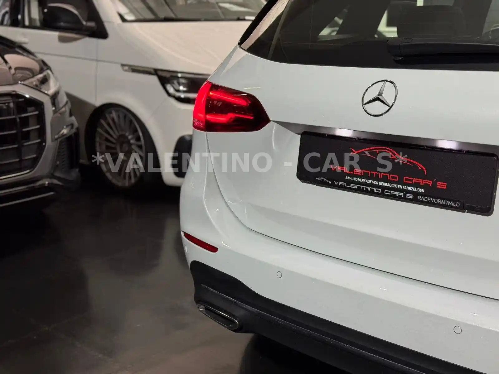 Mercedes-Benz B 220