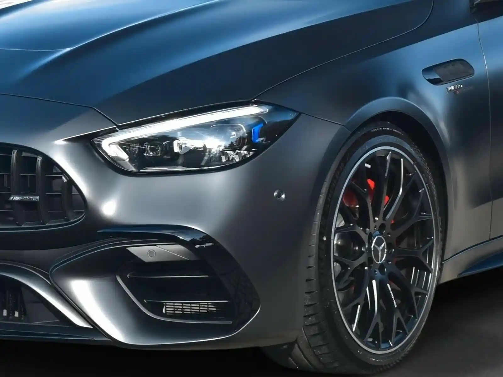 Mercedes-Benz C 63 AMG
