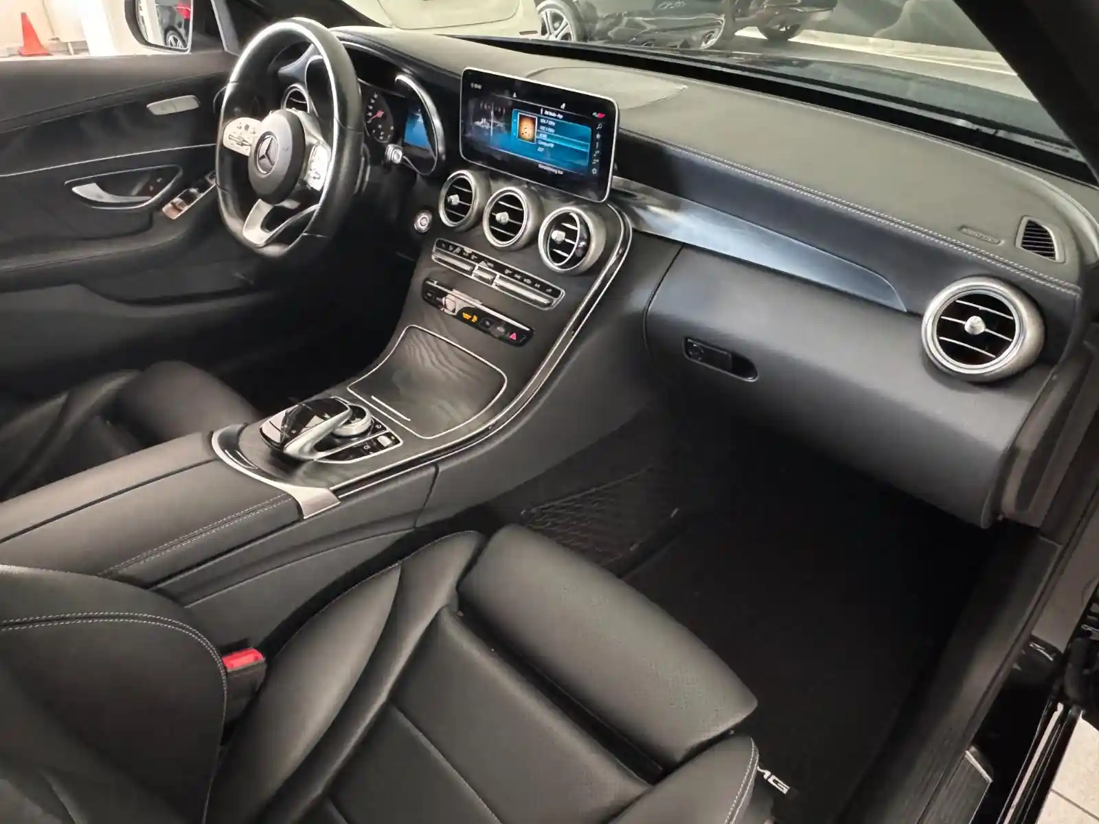 Mercedes-Benz C 200