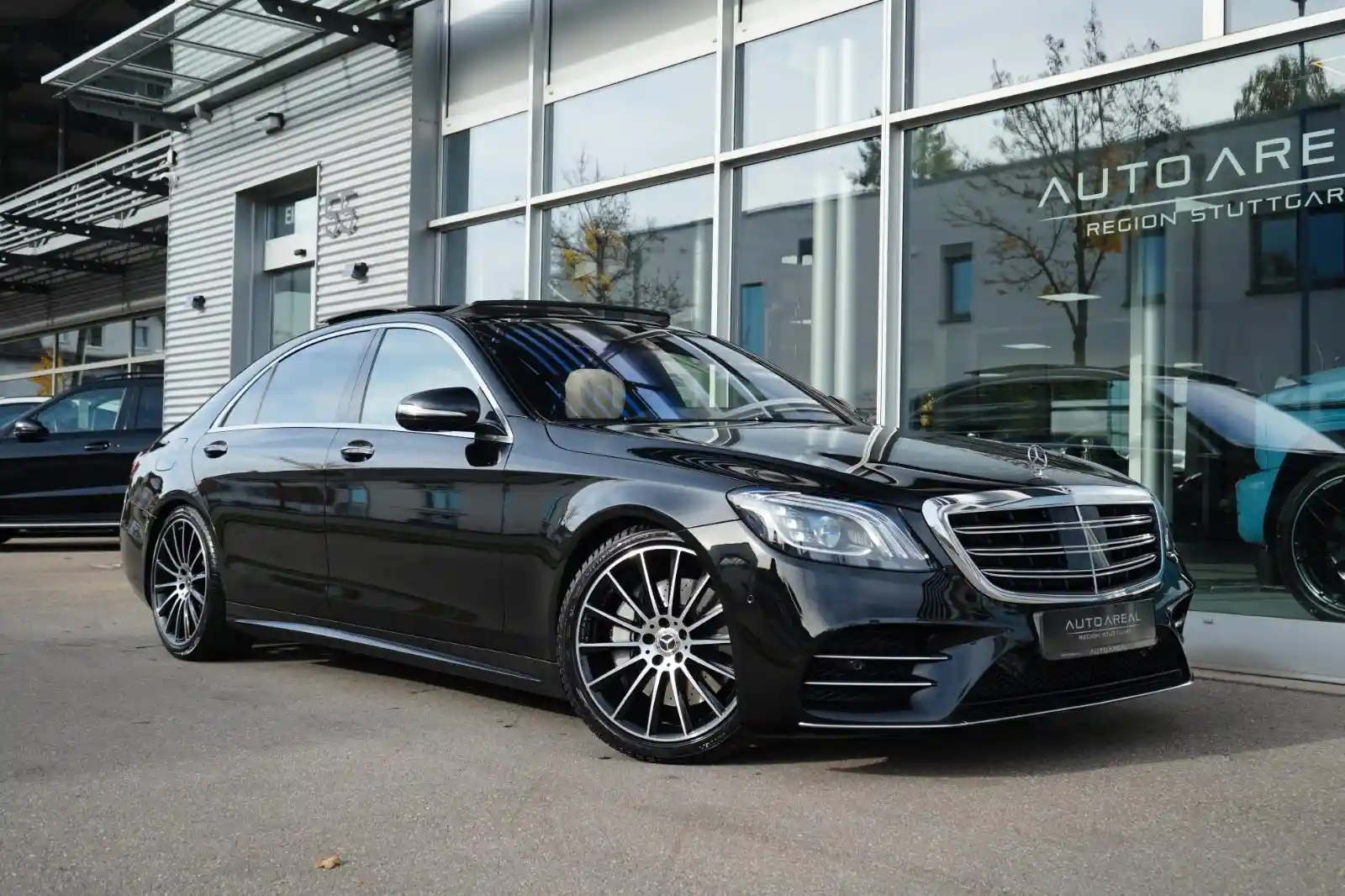 Mercedes-Benz S 560