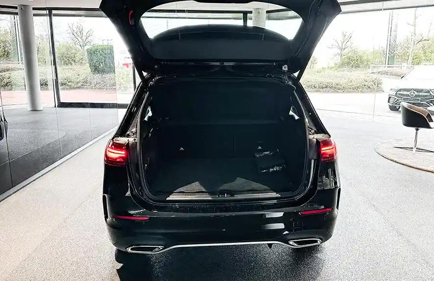 Mercedes-Benz B 200