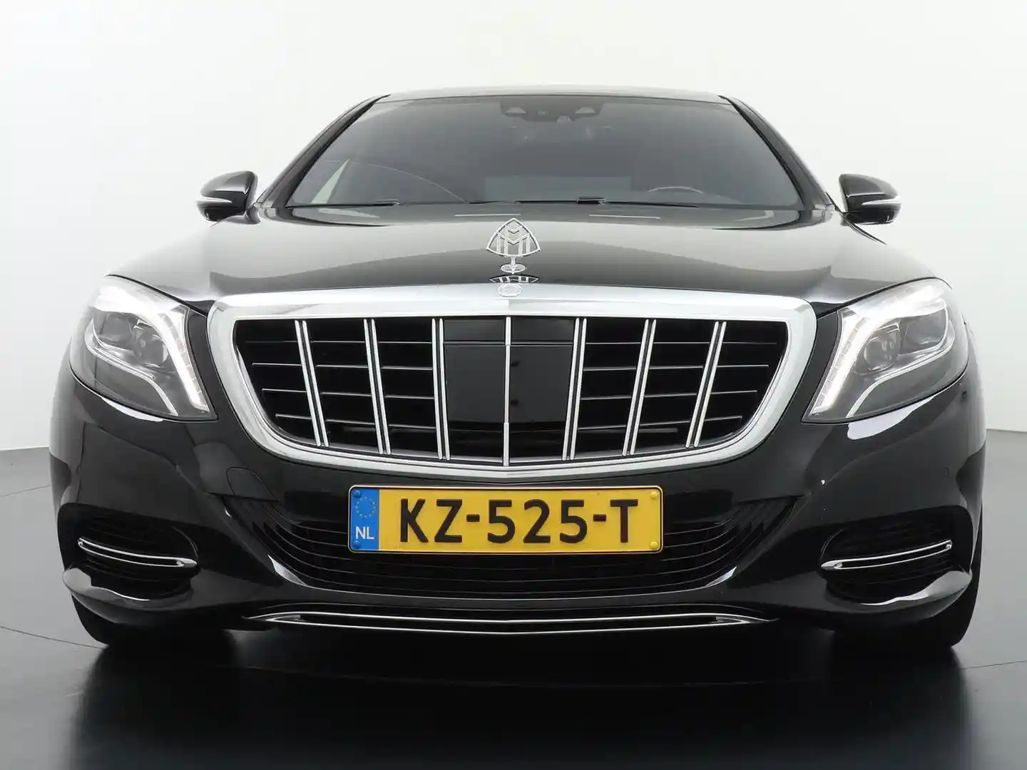 Mercedes-Benz S 600