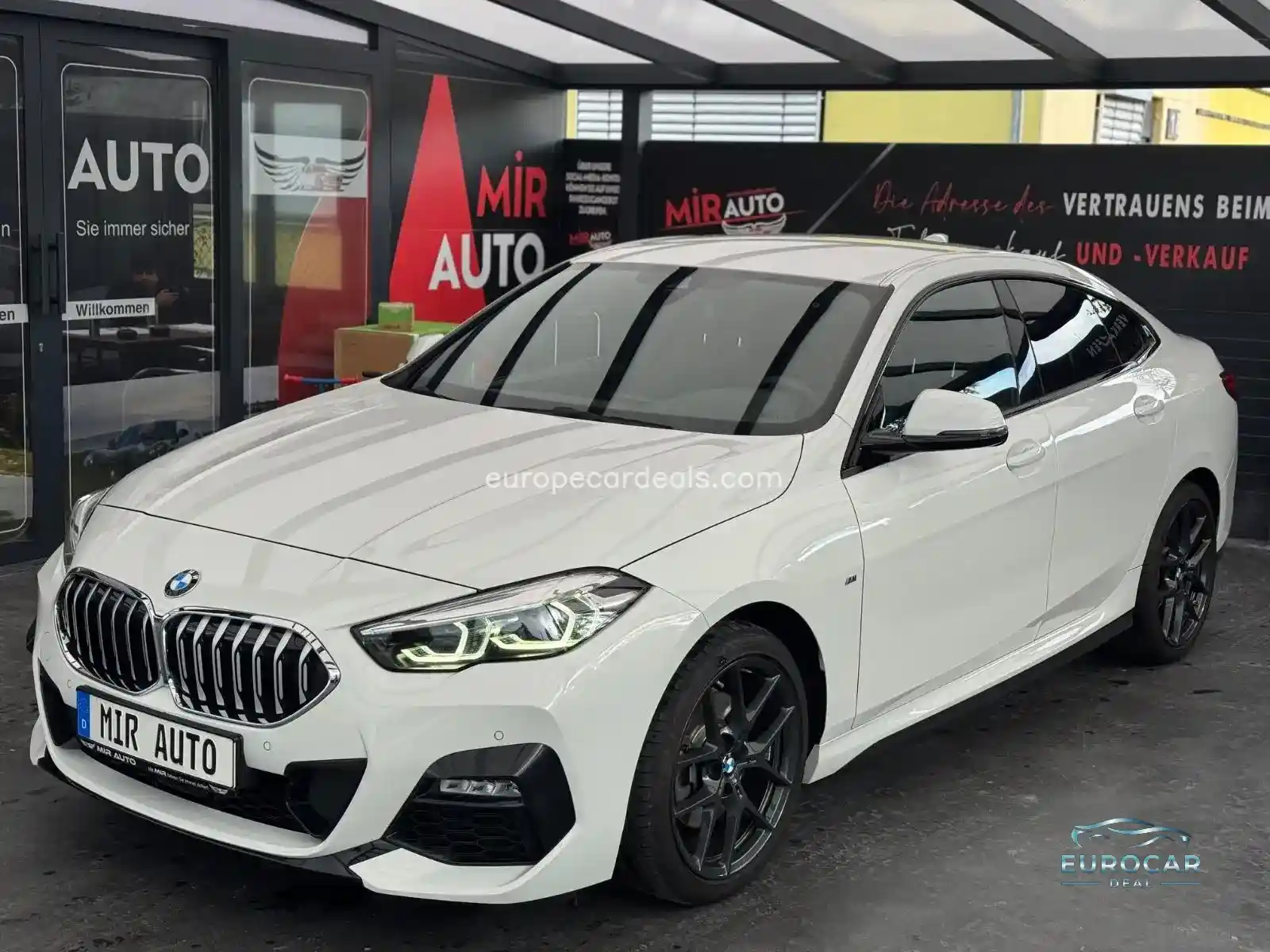 BMW 218