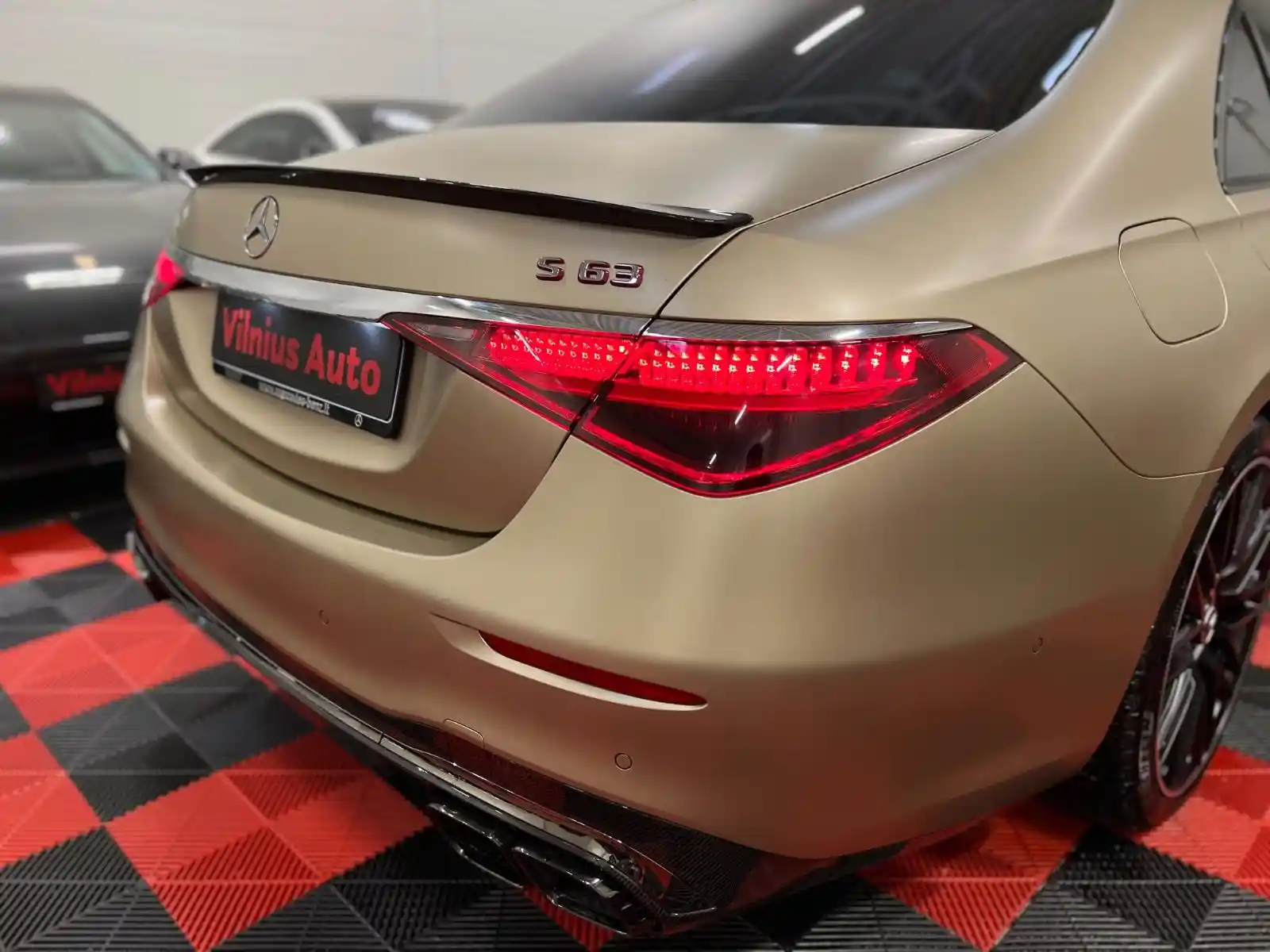 Mercedes-Benz S 63 AMG