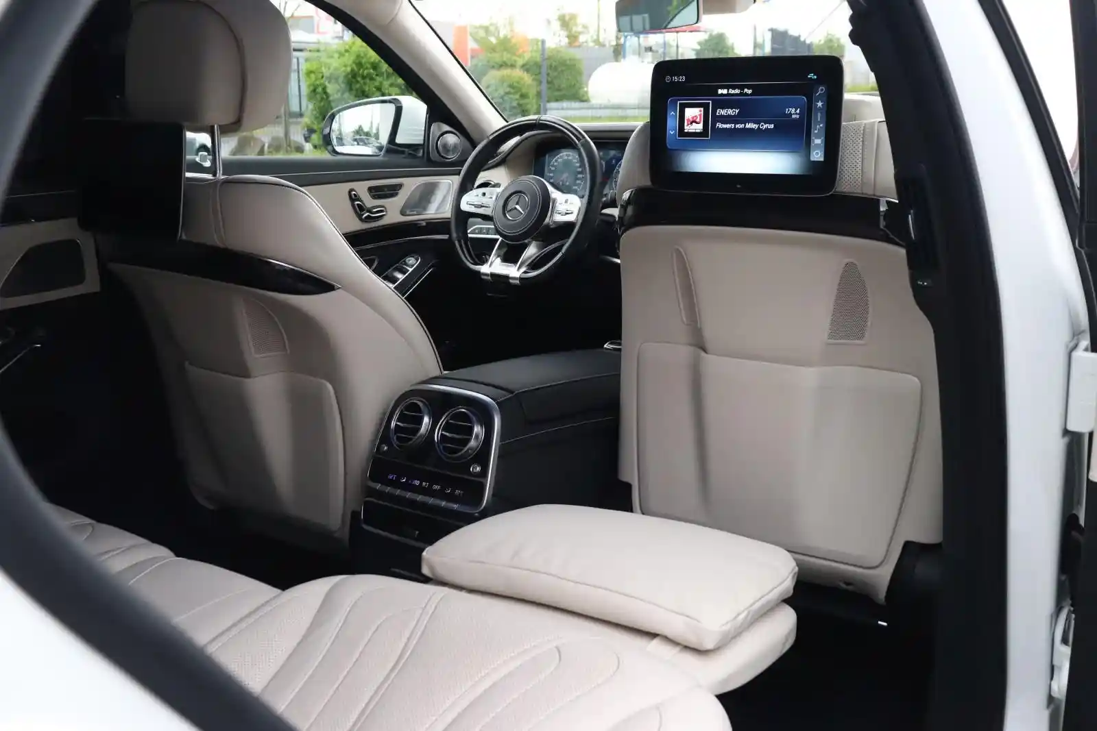 Mercedes-Benz S 600