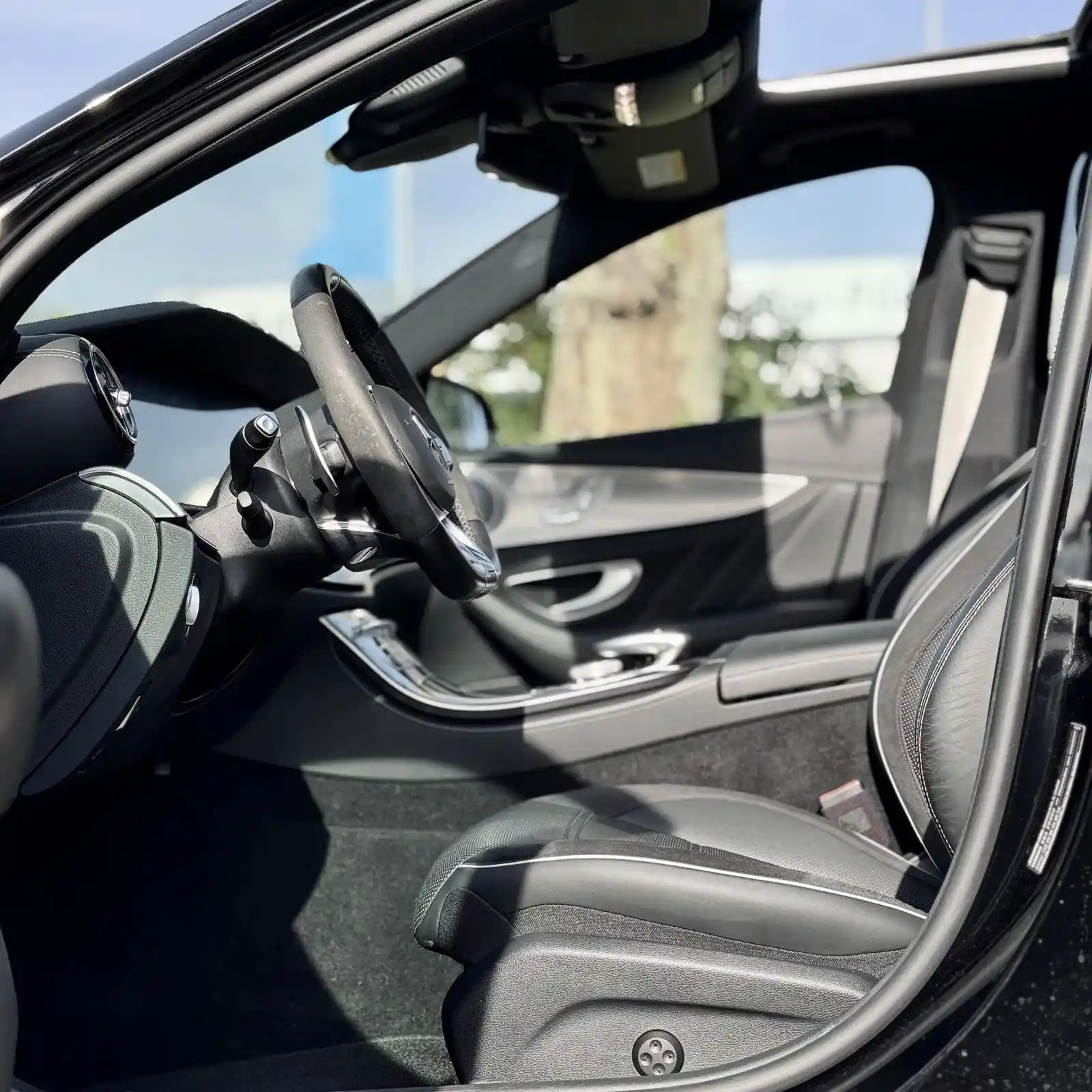 Mercedes-Benz E 63 AMG