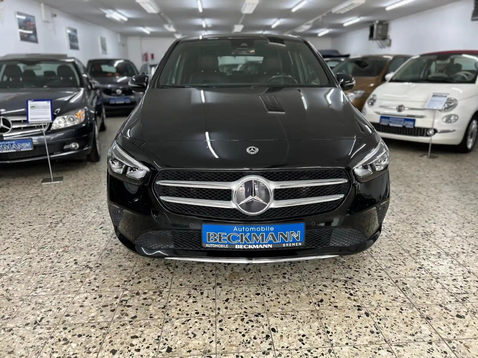 Mercedes-Benz B 200