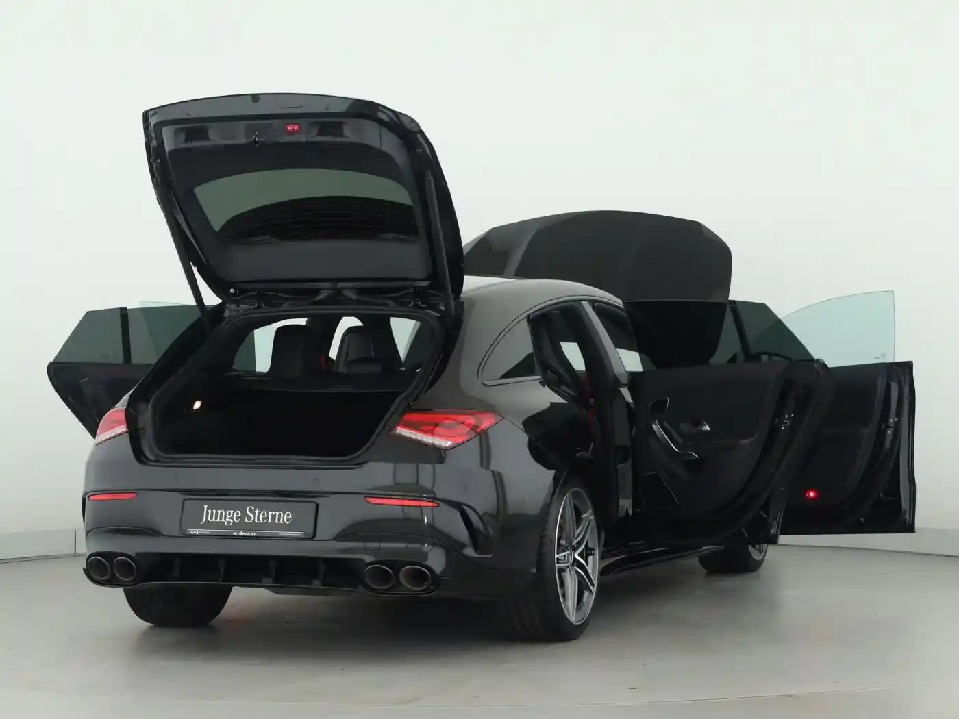 Mercedes-Benz CLA 45 AMG Shooting Brake