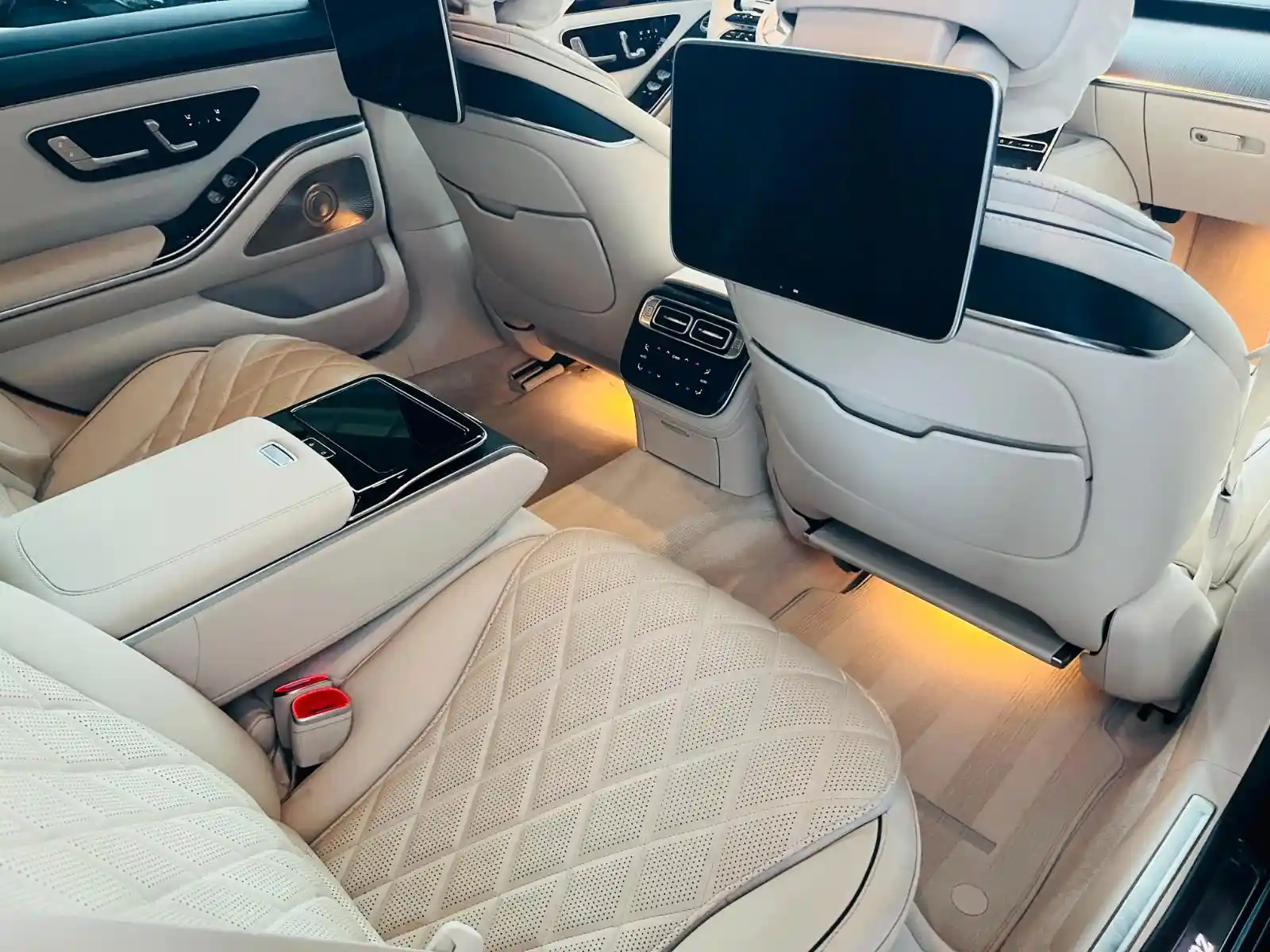 Mercedes-Benz S 400