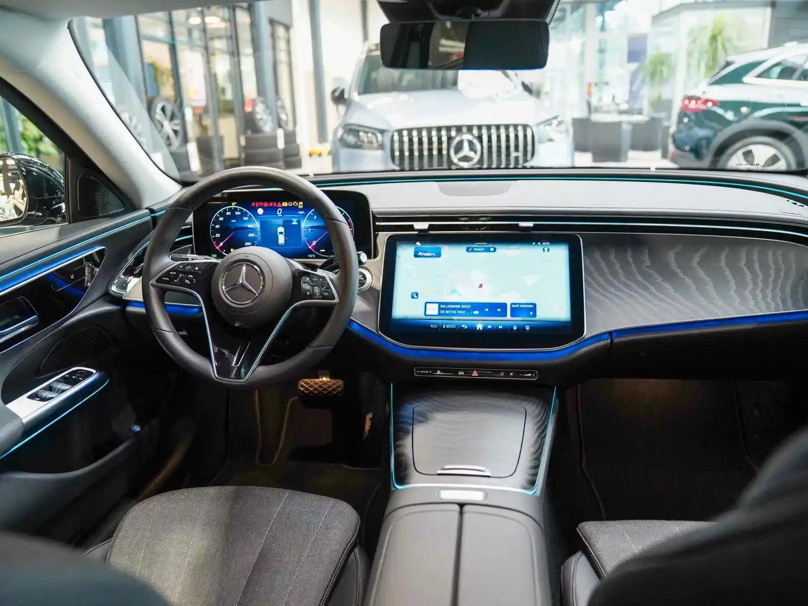 Mercedes-Benz E 220
