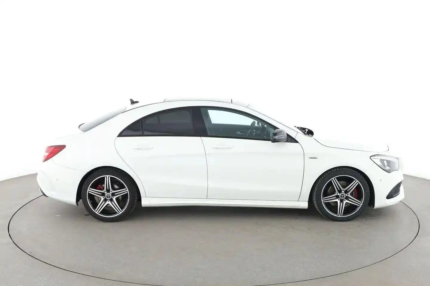 Mercedes-Benz CLA 220 Shooting Brake