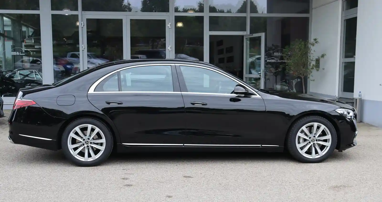 Mercedes-Benz S 400