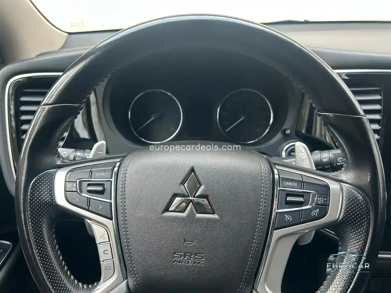 Mitsubishi Plug-in Hybrid Outlander