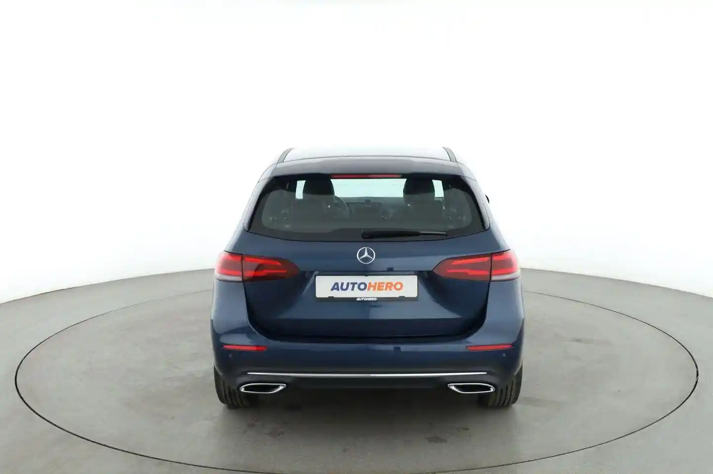 Mercedes-Benz B 220