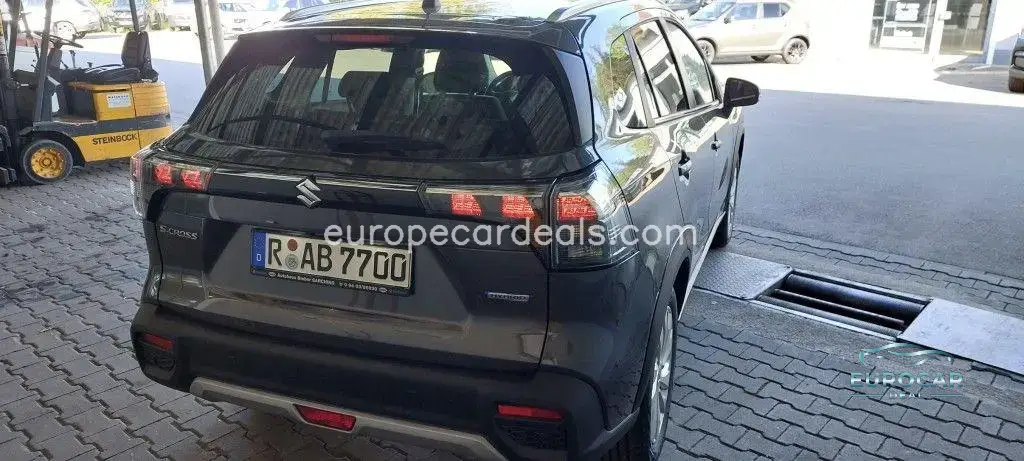 Suzuki (SX4) S-Cross