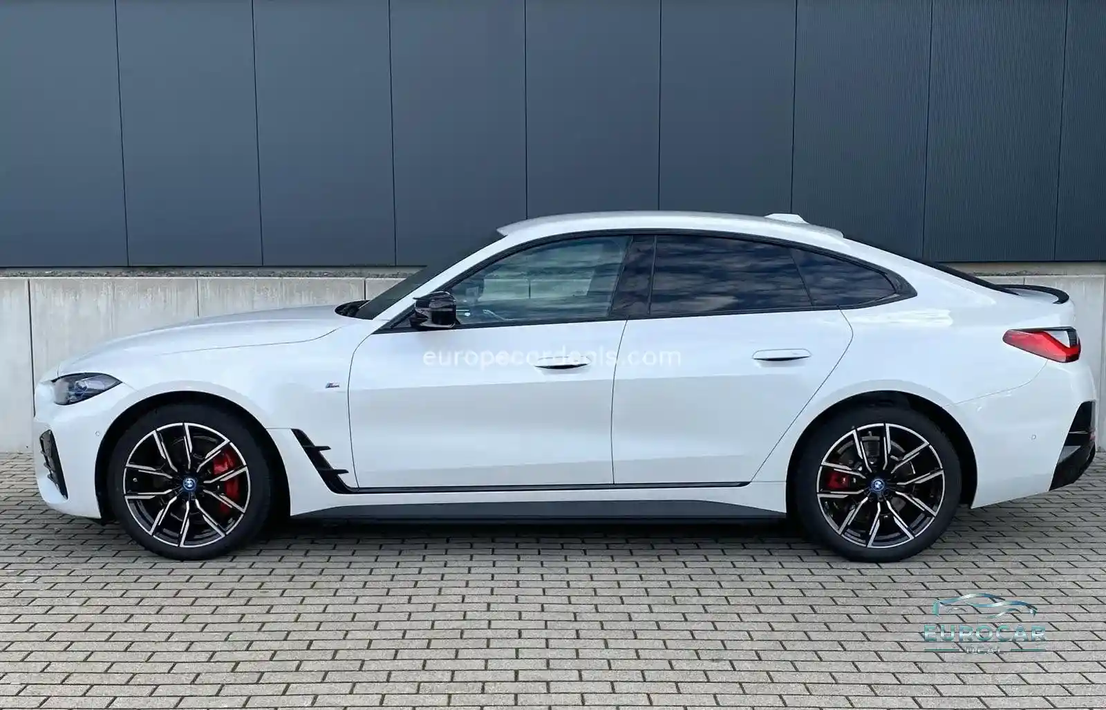 BMW i4