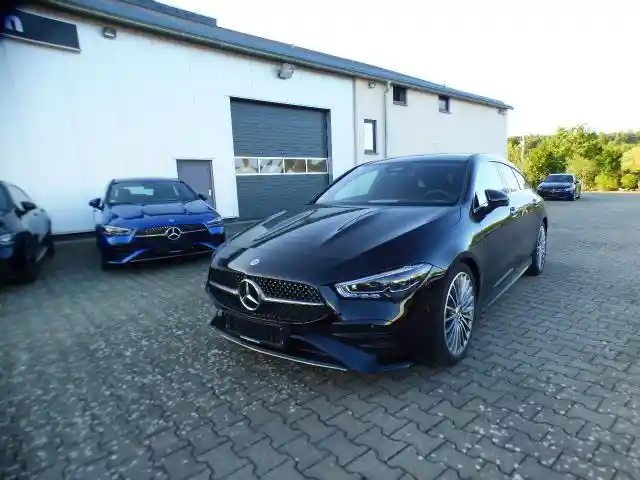 Mercedes-Benz CLA 200 Shooting Brake