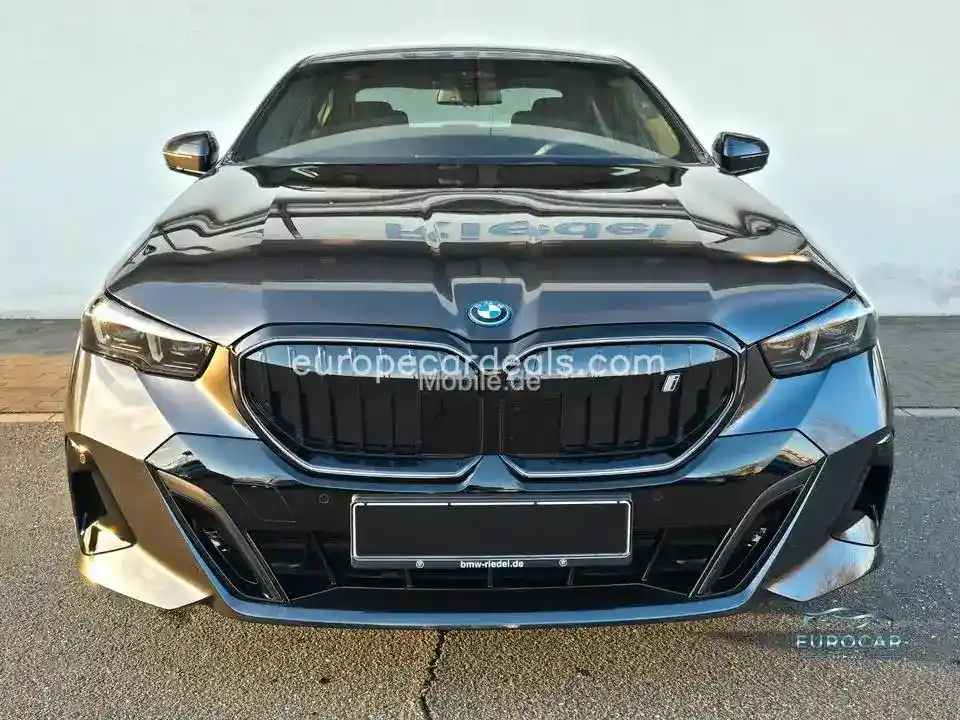 BMW i5