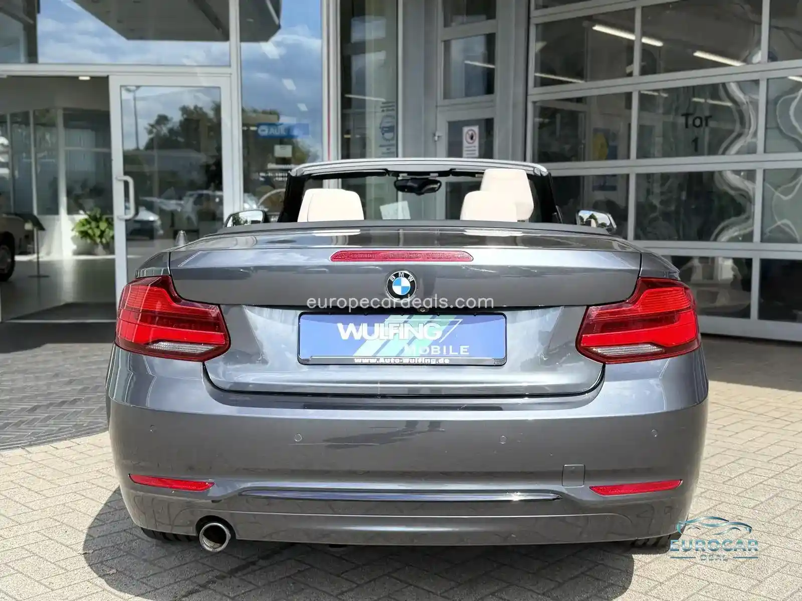 BMW 218