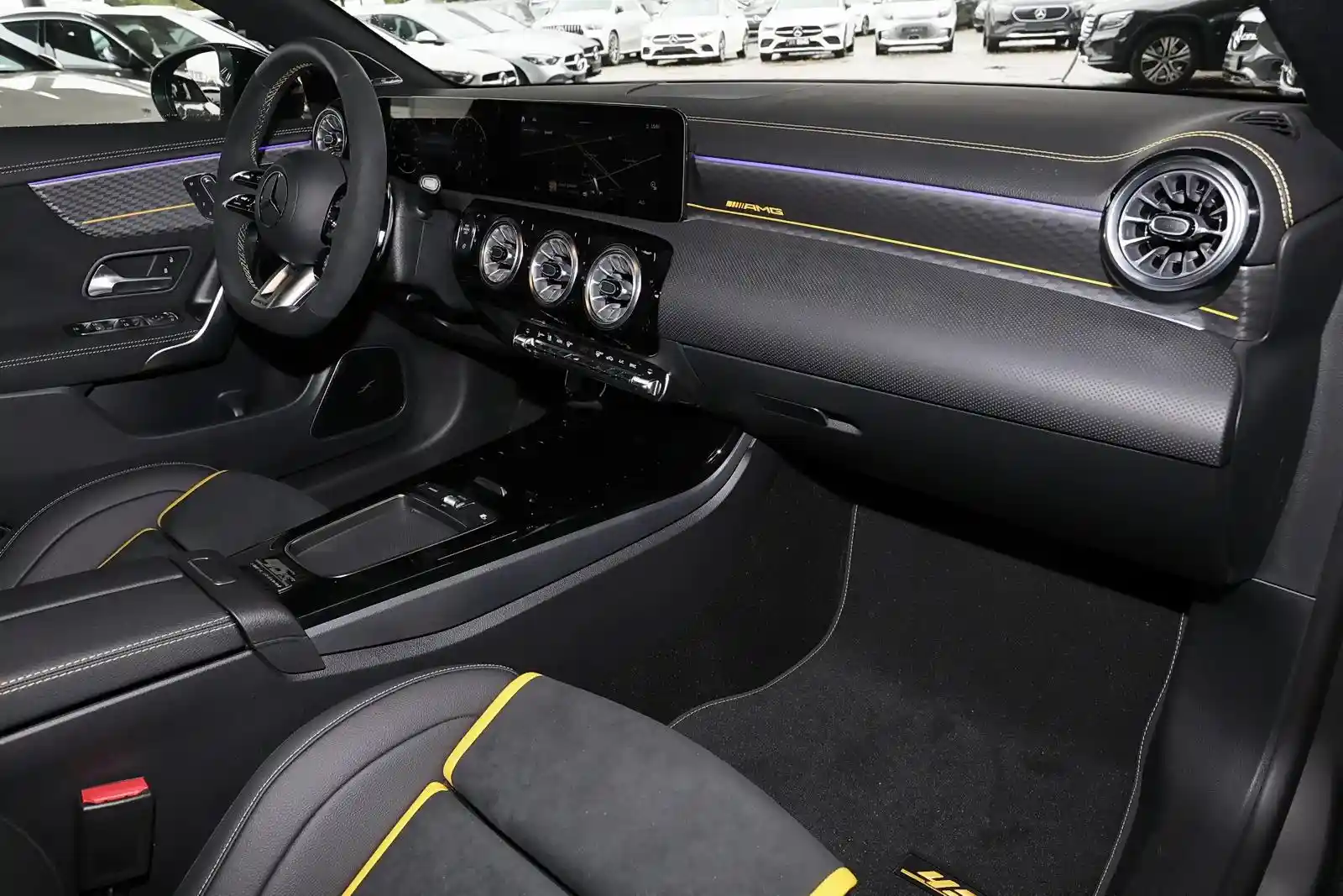 Mercedes-Benz CLA 45 AMG