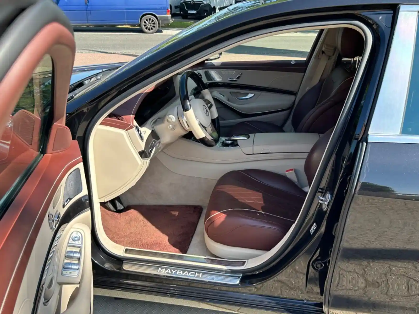 Mercedes-Benz S 560