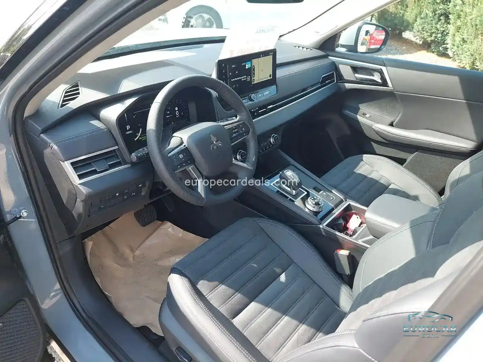 Mitsubishi Plug-in Hybrid Outlander