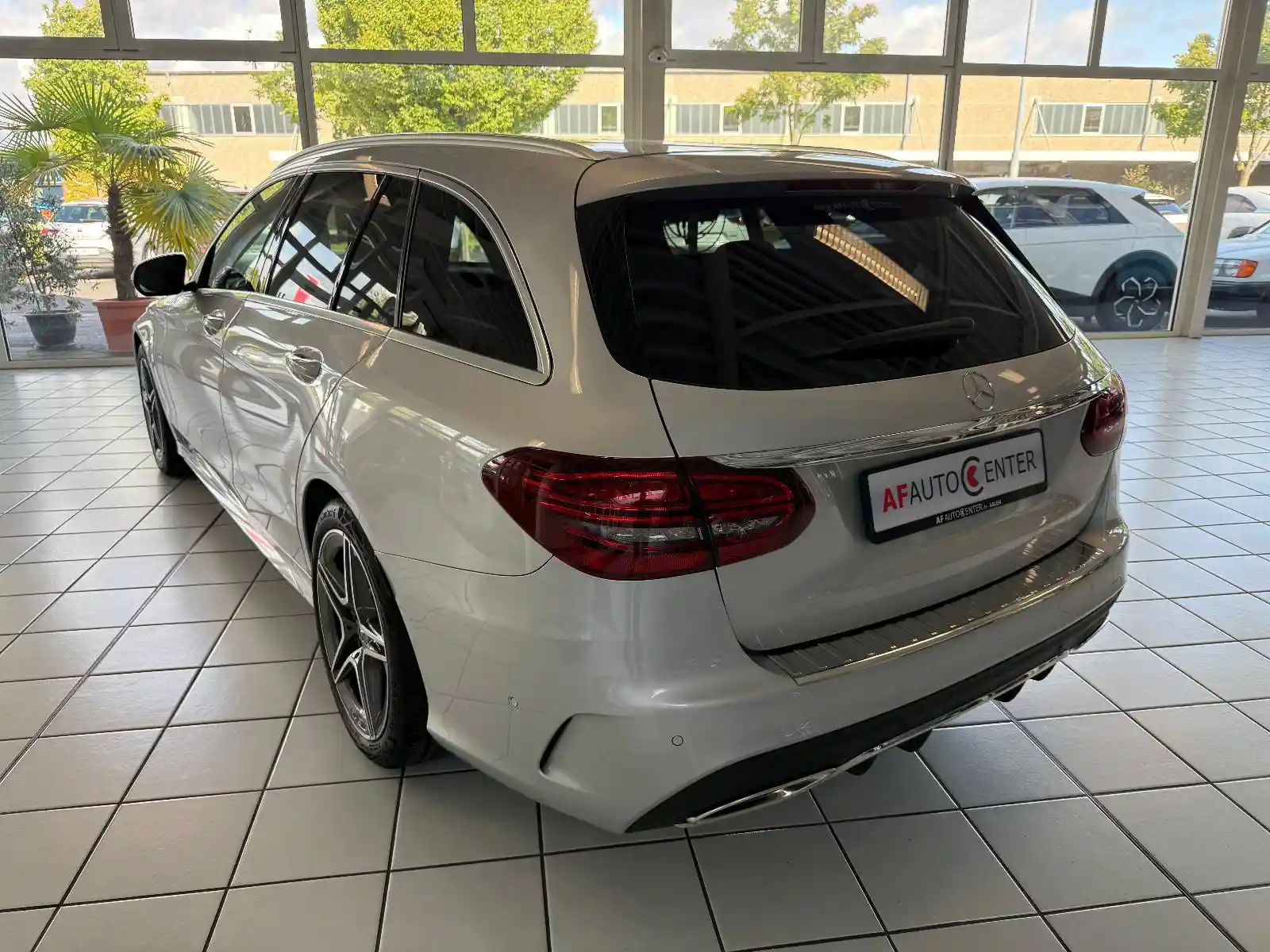Mercedes-Benz C 300