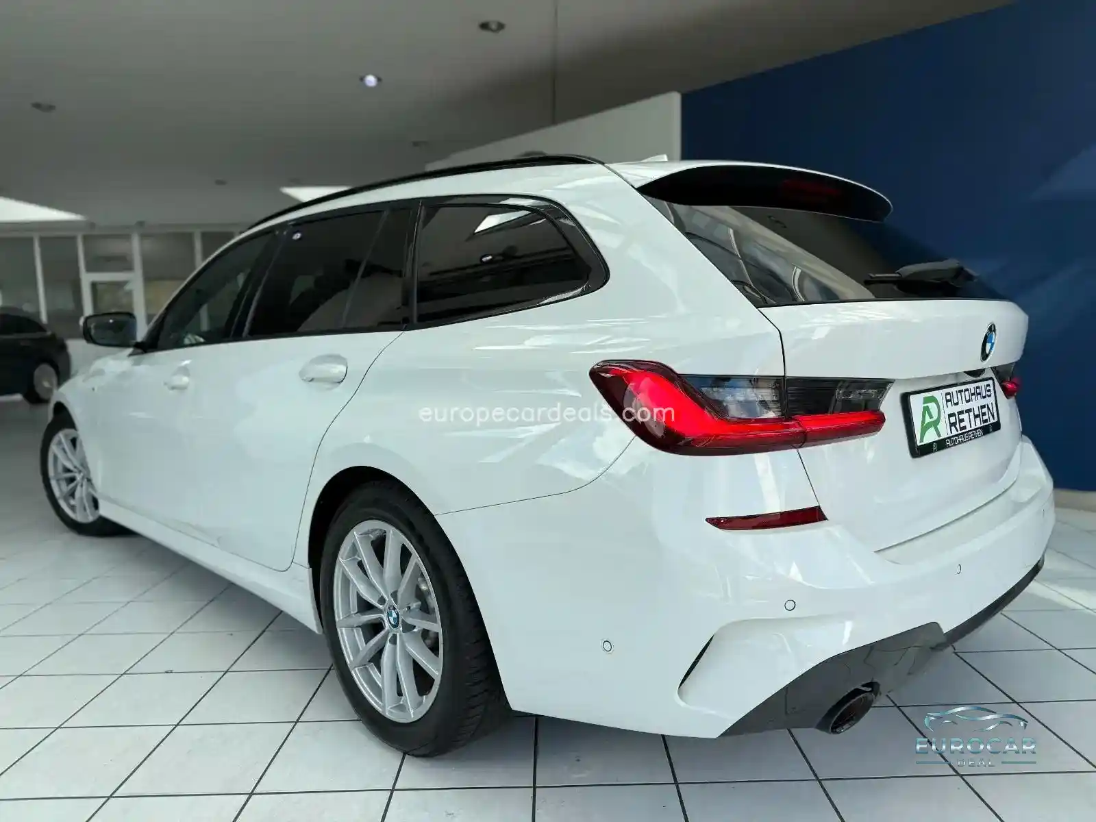 BMW 330