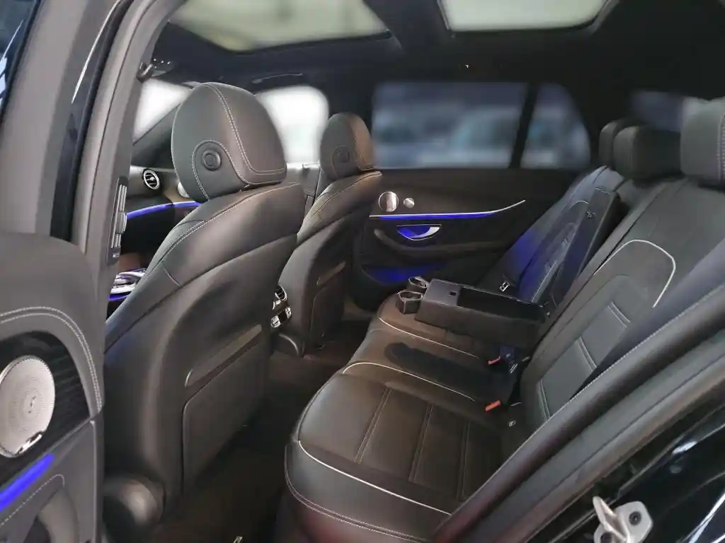 Mercedes-Benz E 63 AMG