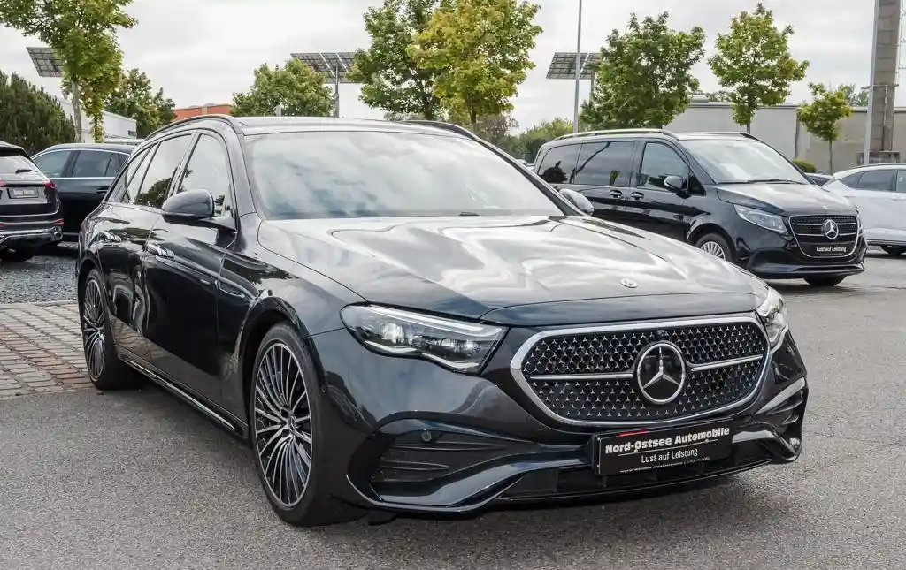 Mercedes-Benz E 220