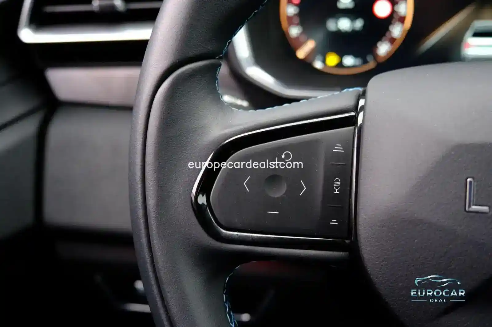 Lynk&Co 01