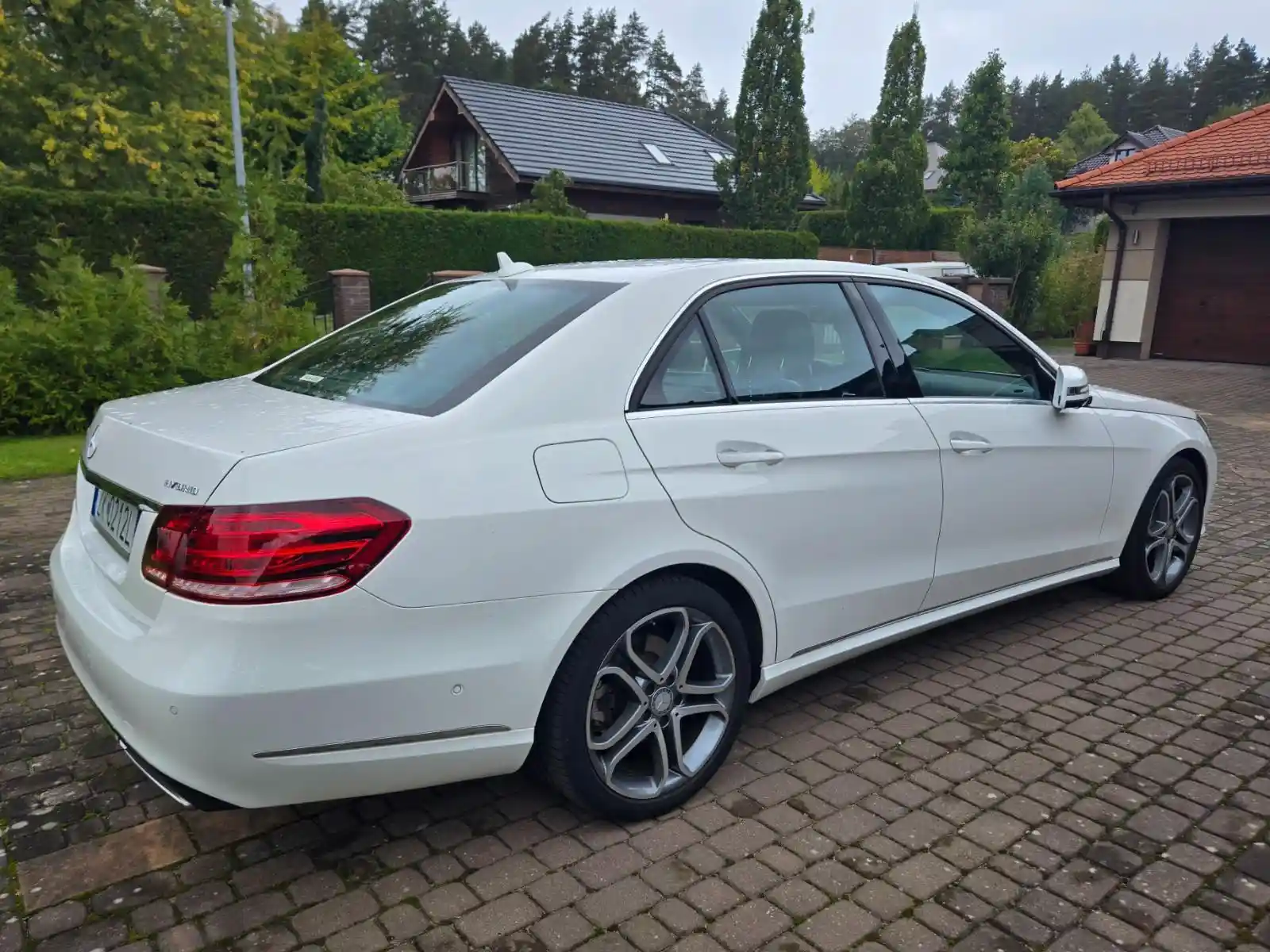 Mercedes-Benz E 400