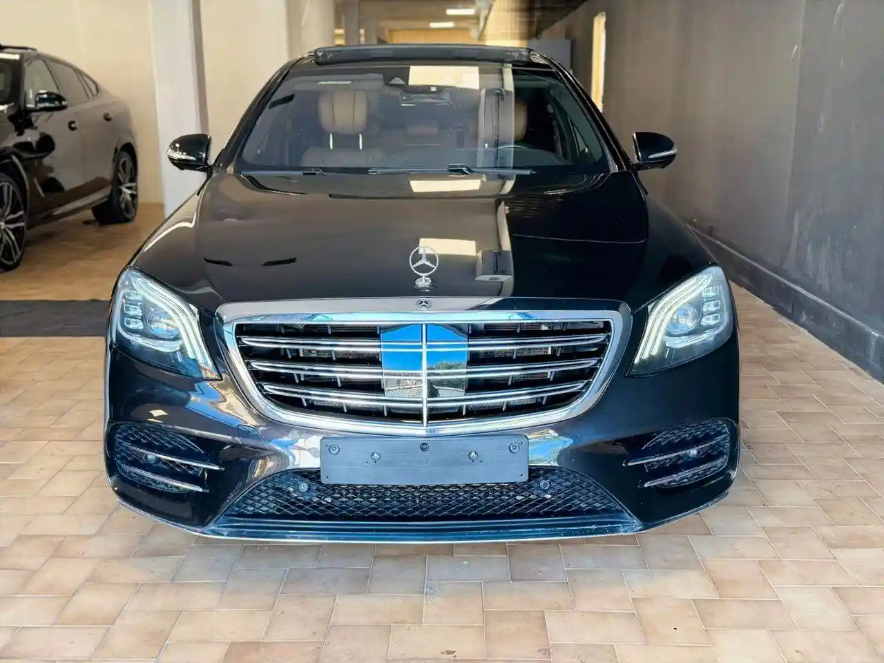 Mercedes-Benz S 560