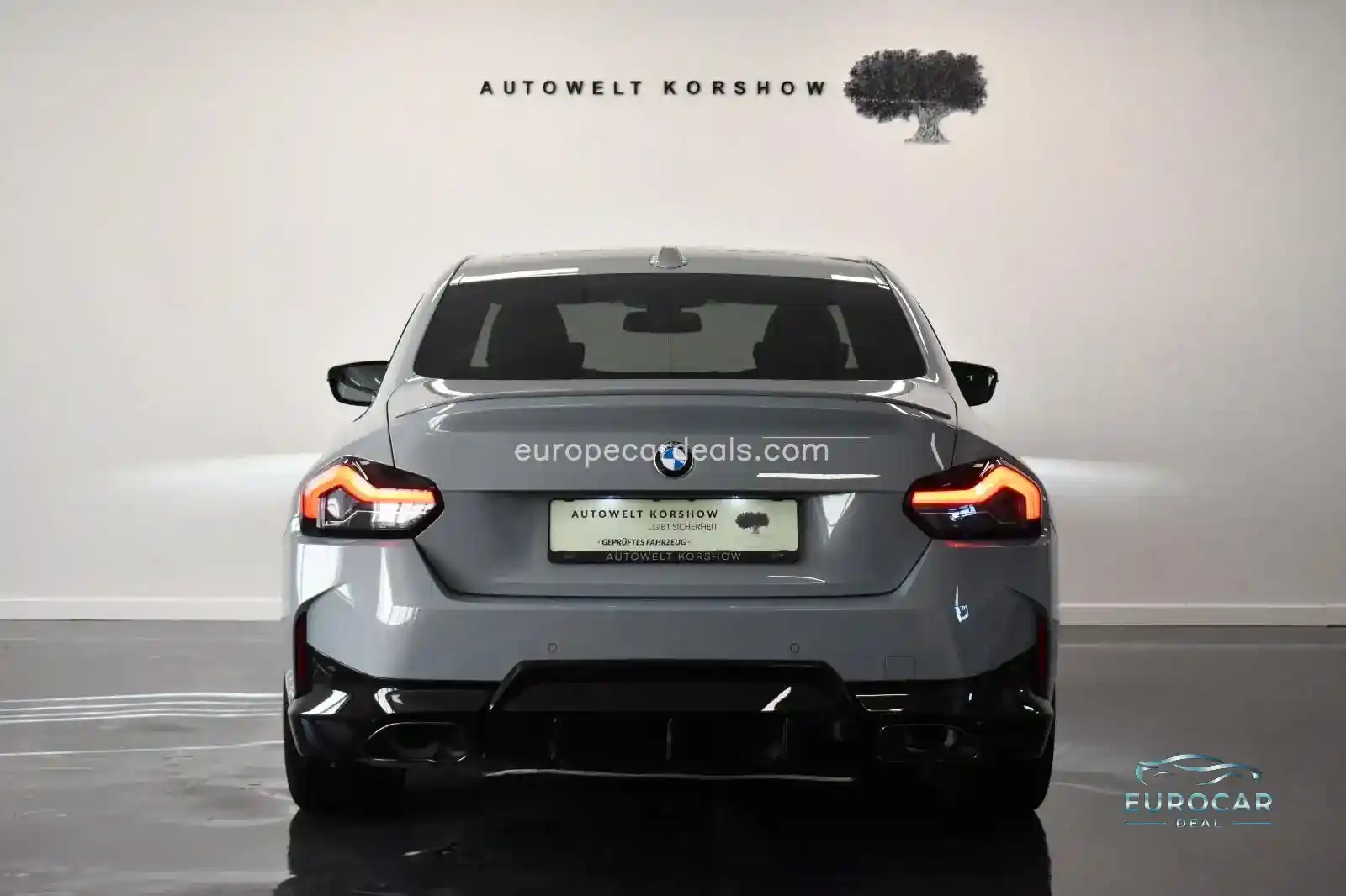 BMW M240i