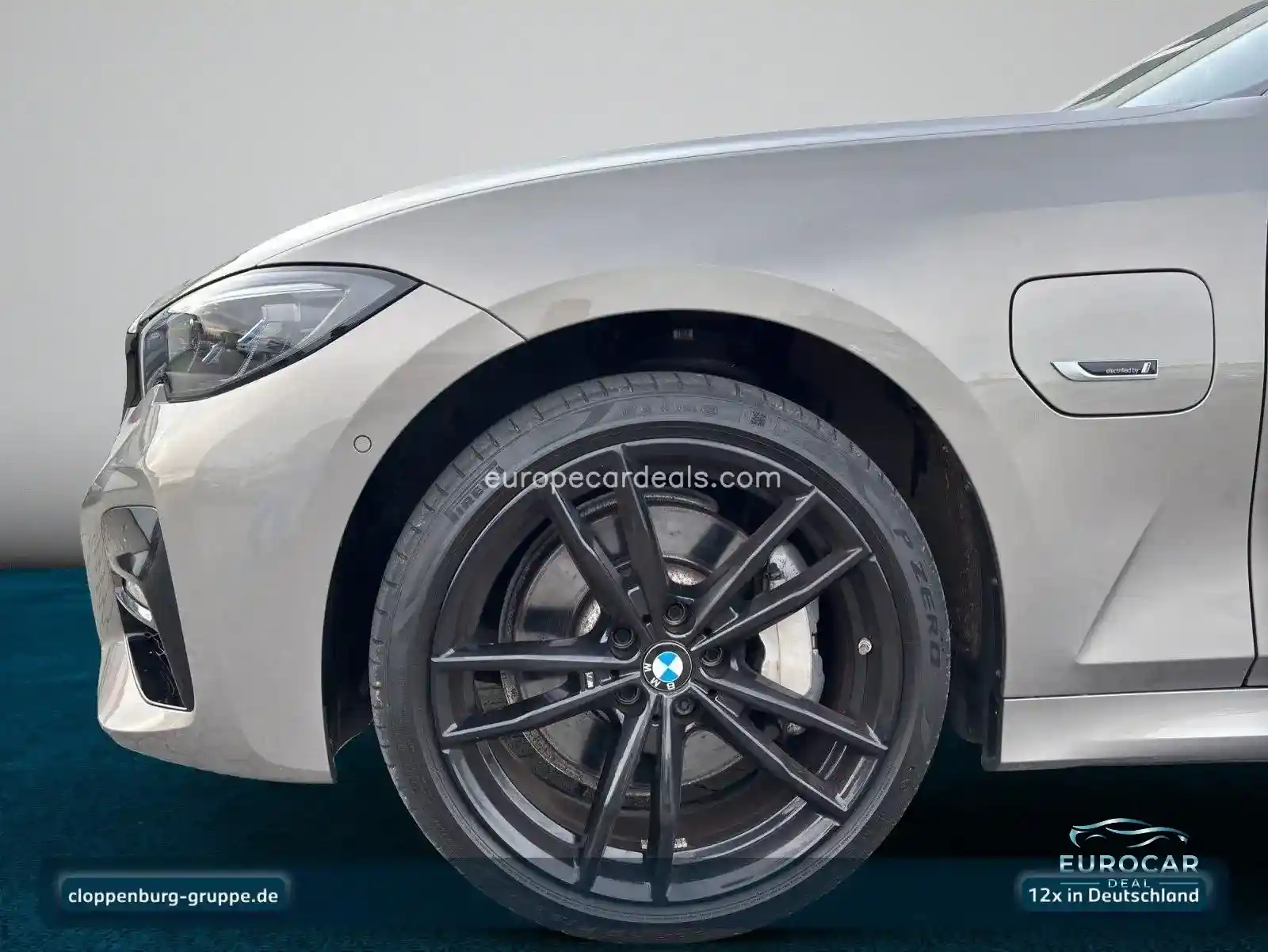 BMW 330