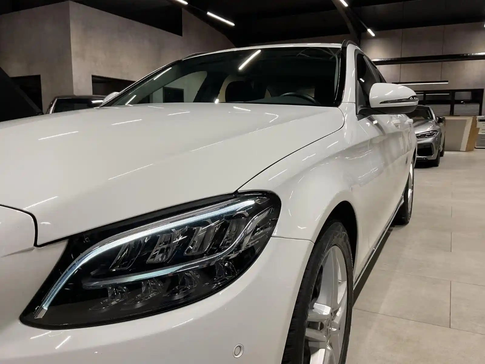 Mercedes-Benz C 180