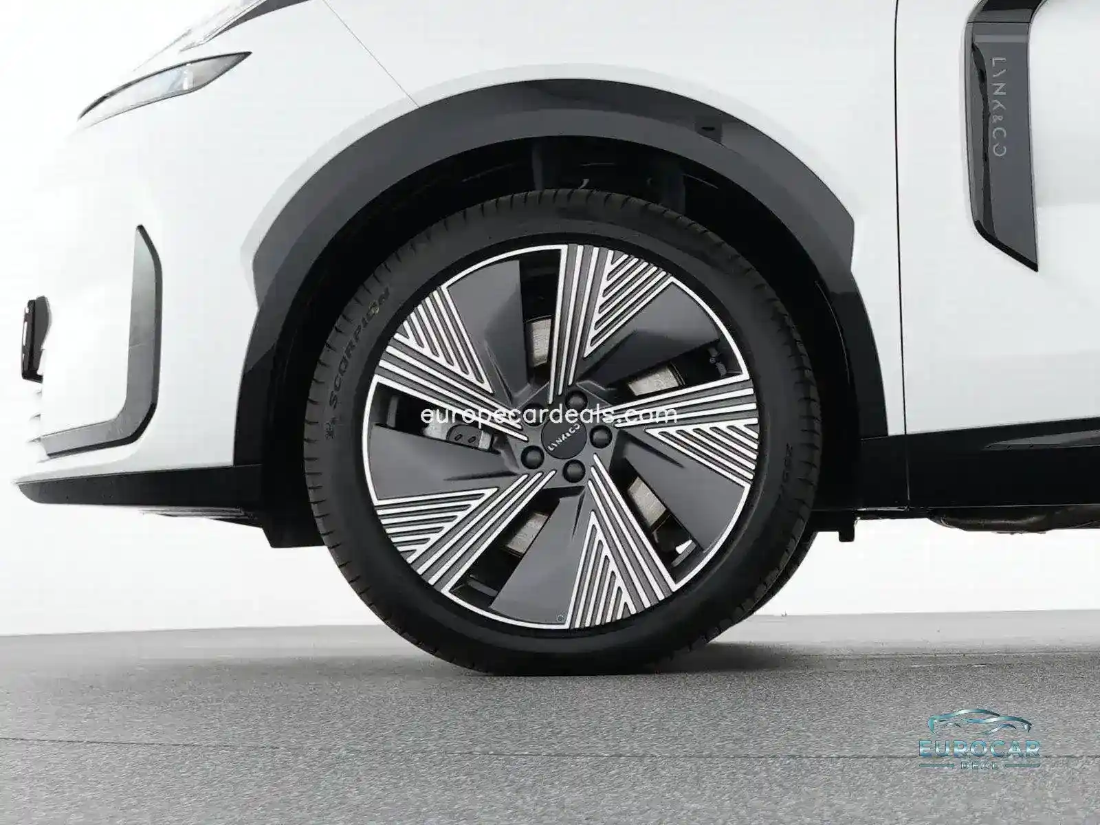 Lynk&Co 08