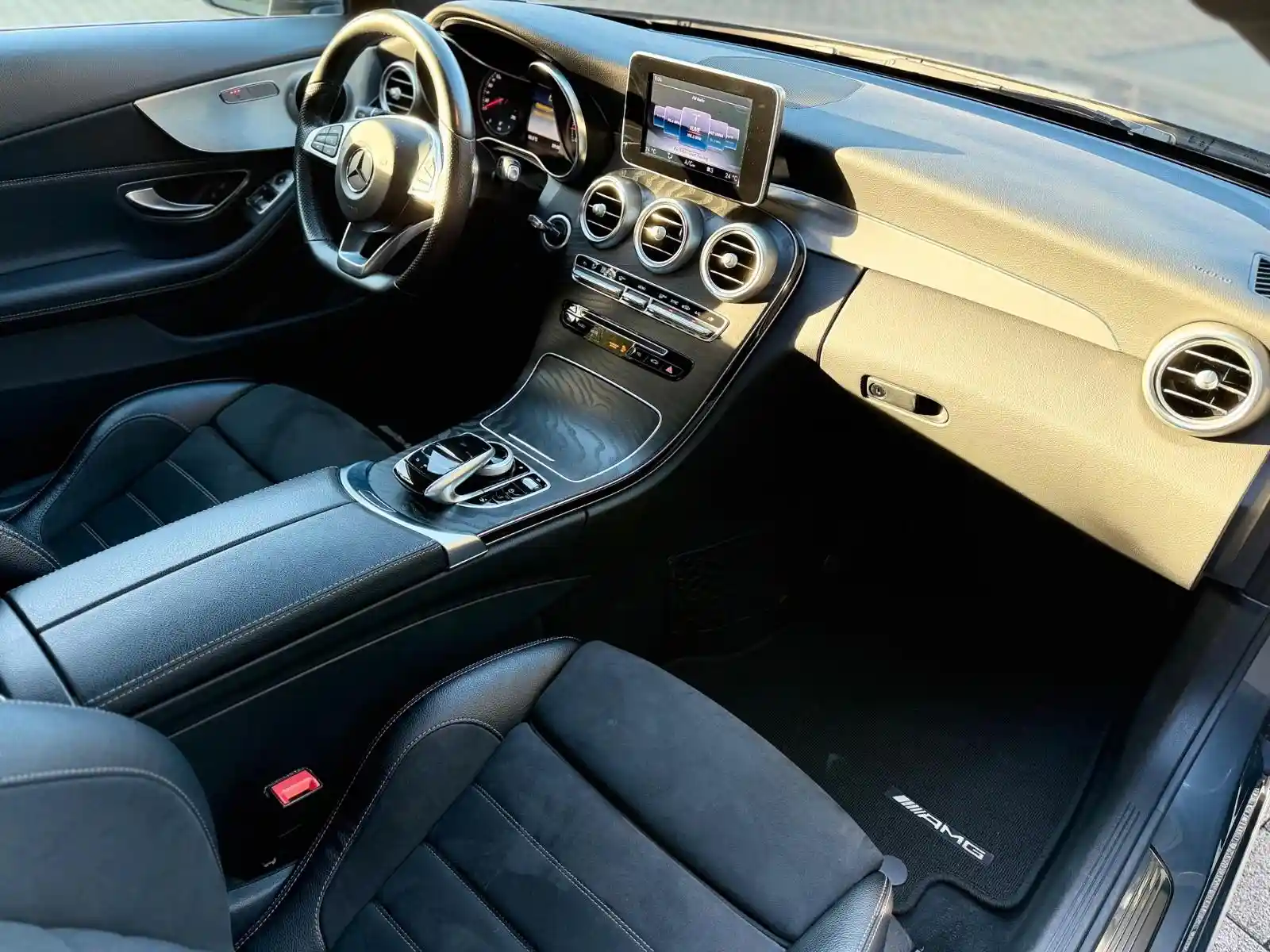 Mercedes-Benz C 180