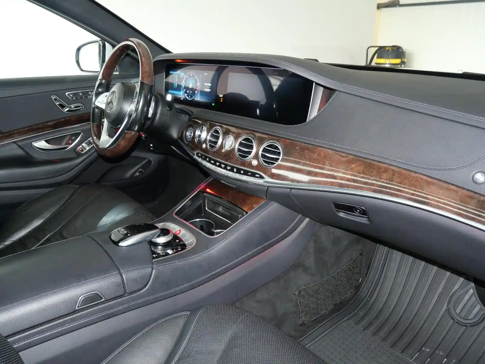 Mercedes-Benz S 400