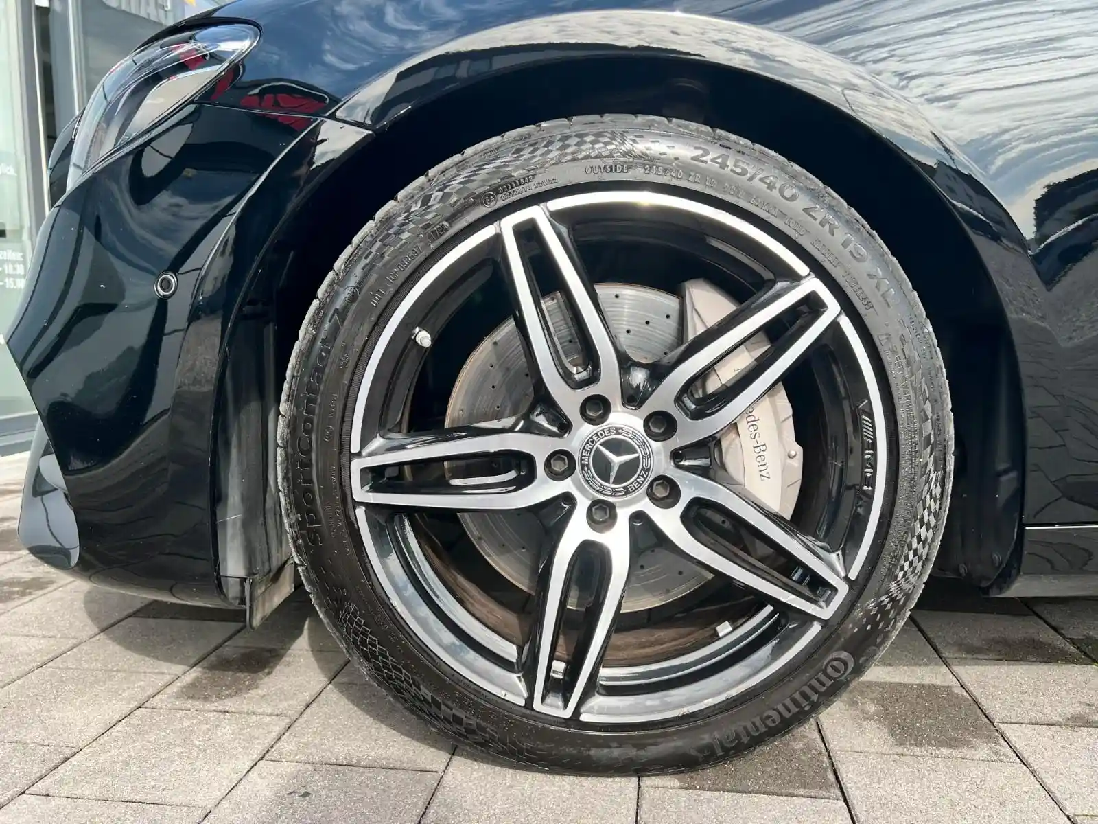 Mercedes-Benz E 400