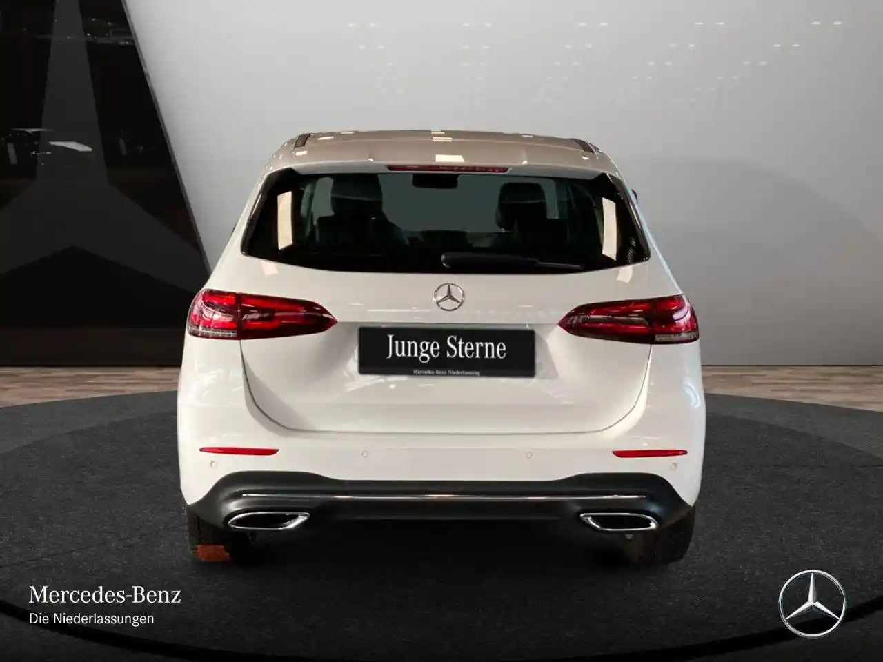 Mercedes-Benz B 200