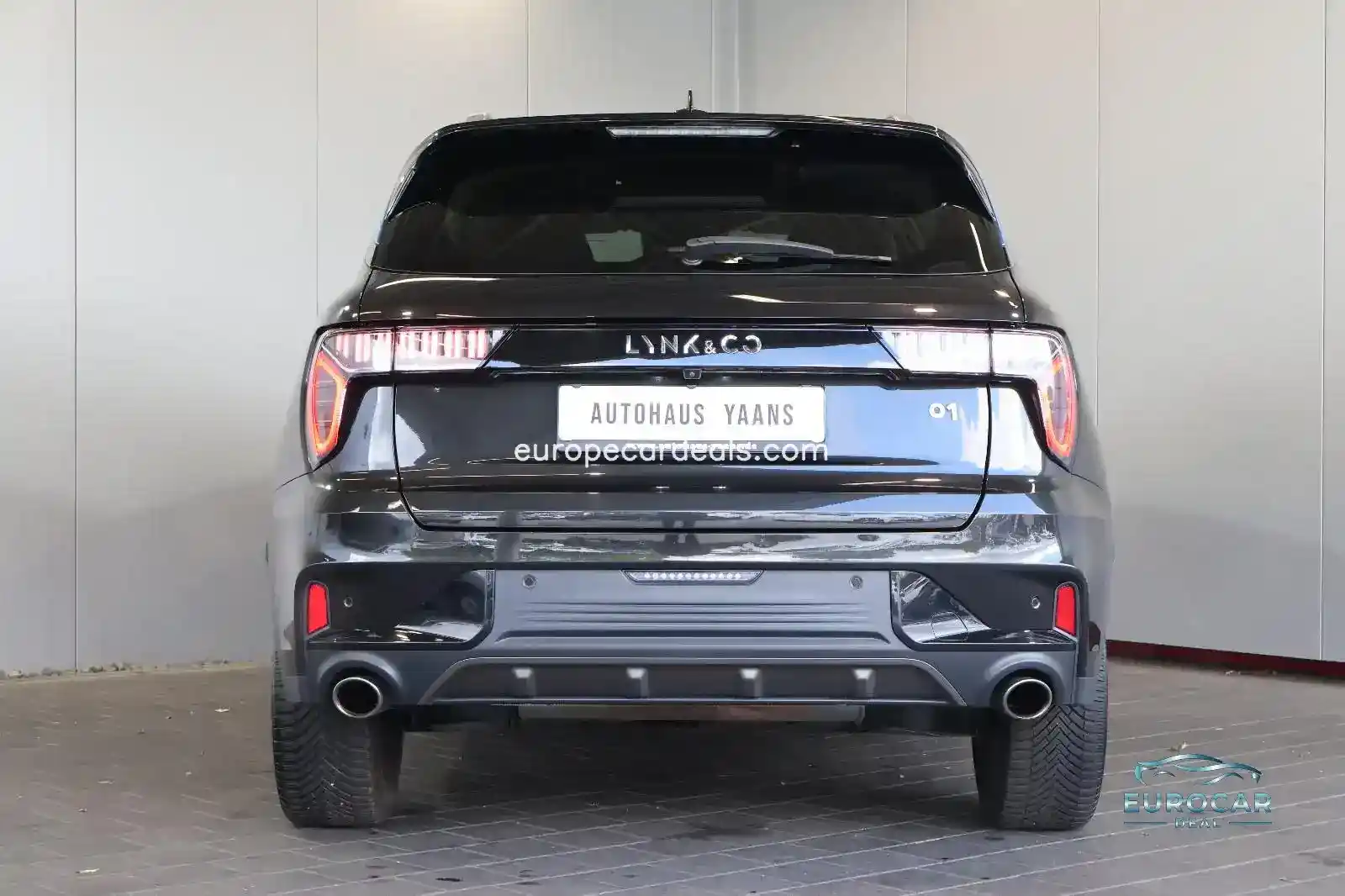 Lynk&Co 01