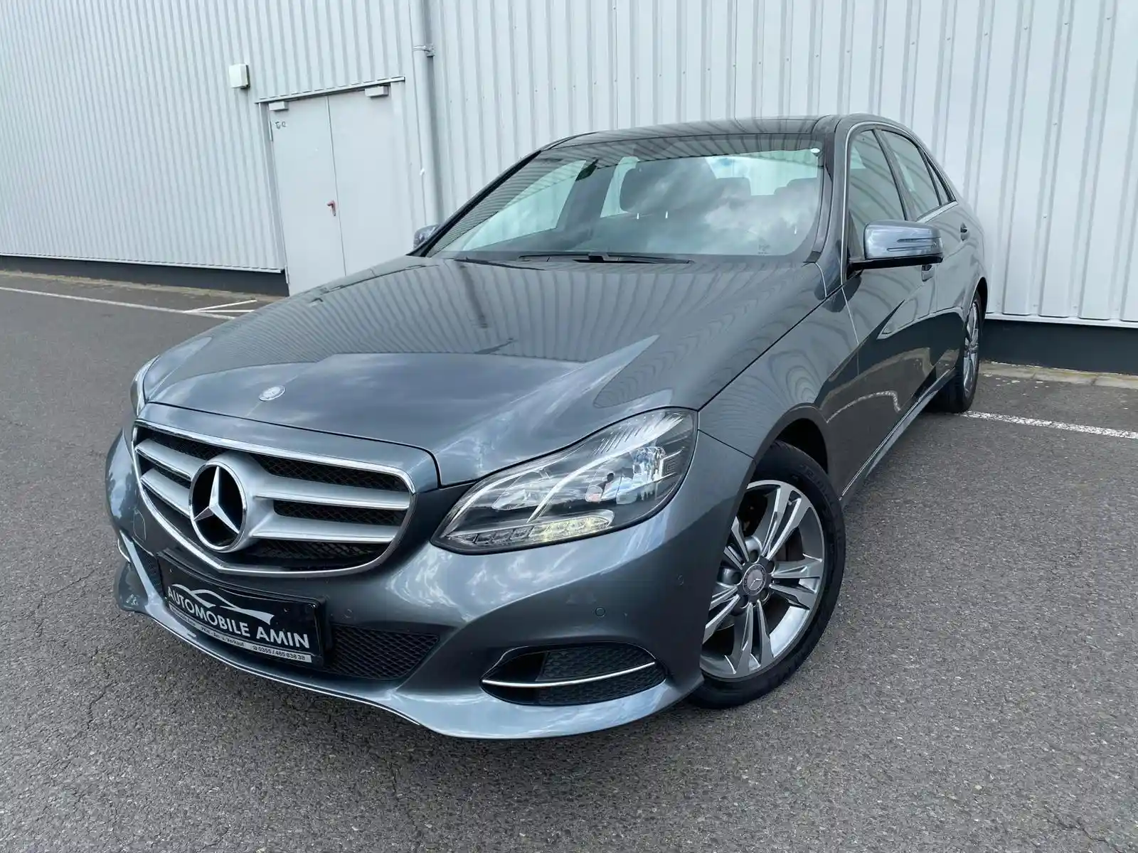 Mercedes-Benz E 300